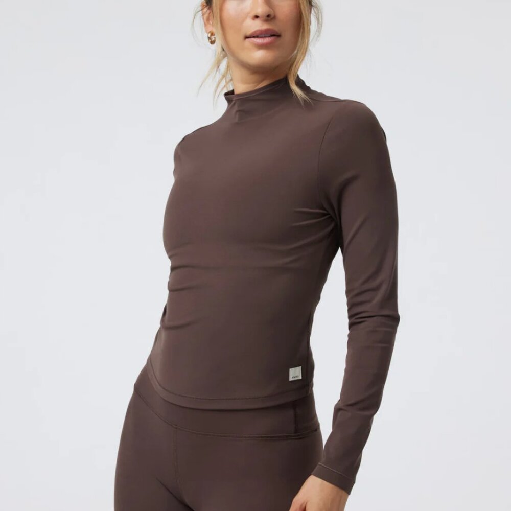 NWT Vuori AllTheFeels™ Long Sleeve Mock